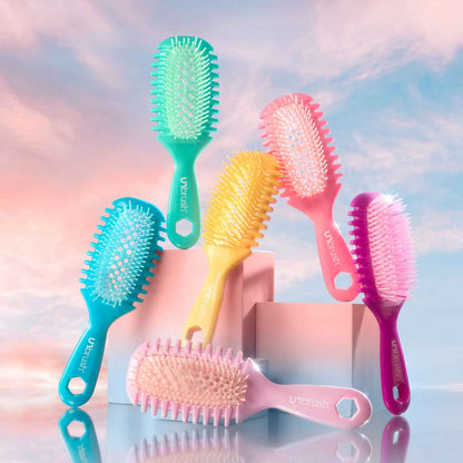 The Ultimate Pain-Free Detangling Hairbrush